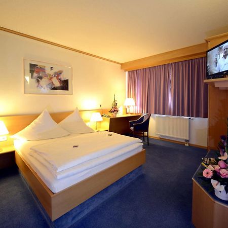 Hotel Bavaria Brehna Ngoại thất bức ảnh