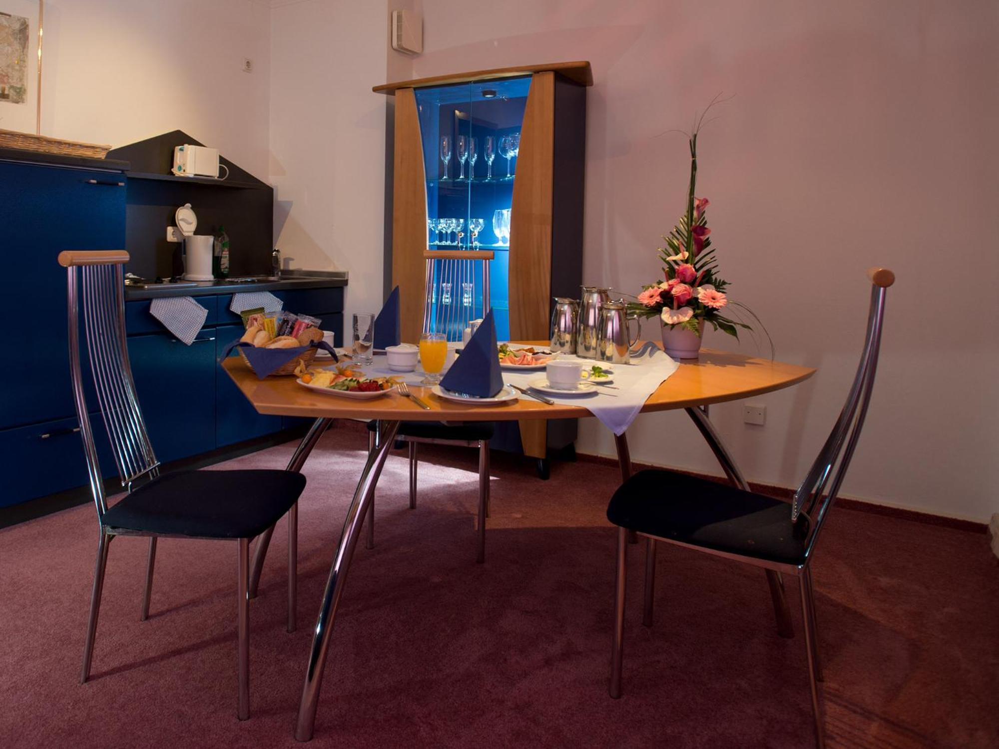Hotel Bavaria Brehna Ngoại thất bức ảnh
