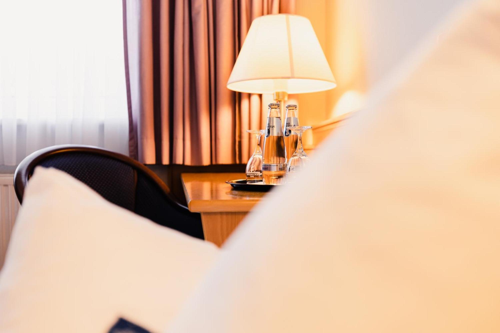 Hotel Bavaria Brehna Ngoại thất bức ảnh