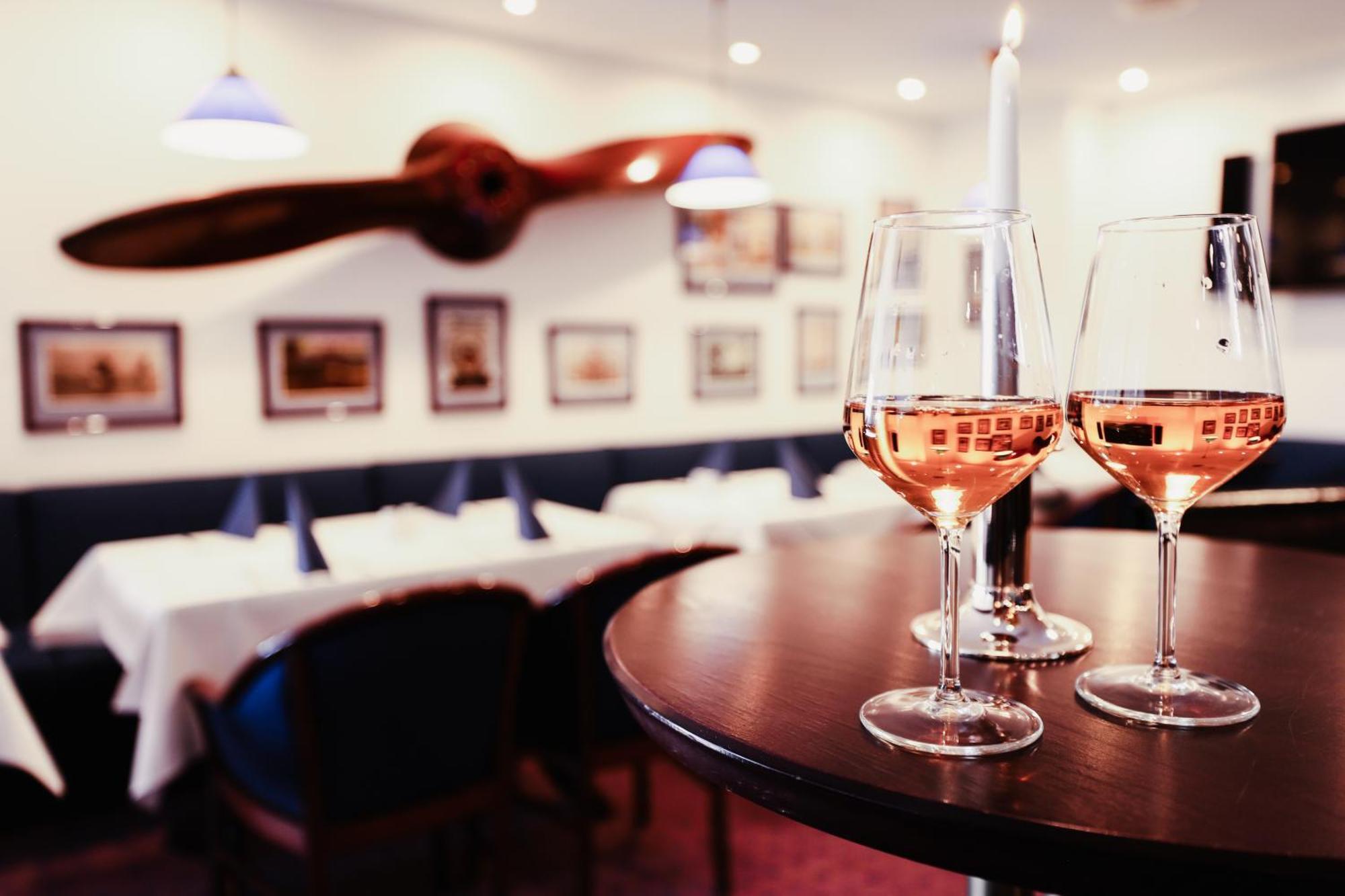 Hotel Bavaria Brehna Ngoại thất bức ảnh