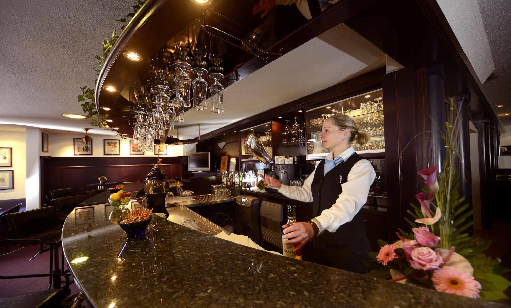 Hotel Bavaria Brehna Ngoại thất bức ảnh